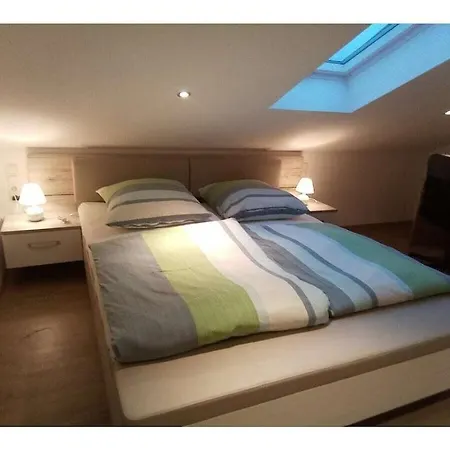 With 2 Bedrooms Vakantiehuis *