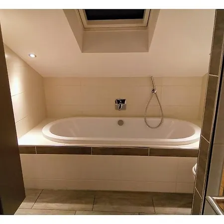 With 2 Bedrooms *